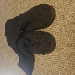 Knitted Uggs size 8